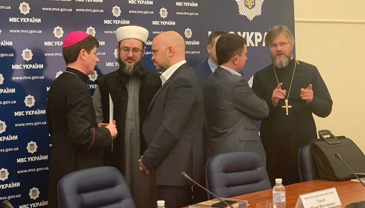 UOC spokesman: We should speak openly of increased religious confrontation