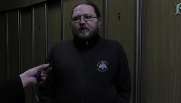 Archpriest Vitaly Chersky. Photo: screenshot of the Vitrazhi video youtube-channel