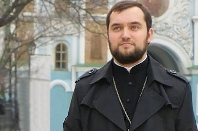 Where are the Boundaries of a Religious Community during
