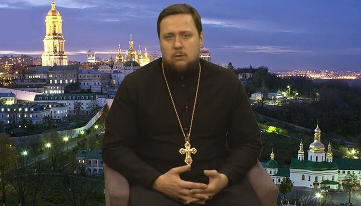 Archpriest Volodymyr Dolgykh, a KDAiS lecturer. Photo: a video screenshot of the “1Kozak” YouTube channel