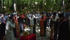 Serbian Hierarchs Commemorate Victims of Ustaša Concentration Camp at Šaran’s Pit