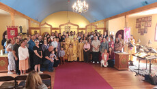 Abp. Michael Visits Parish, Enrolls 10 Catechumens in Historic Weekend