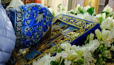 Miraculous Kursk Root Icon on Visit to Western Europe