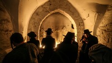 Israeli Settlers Storm St. Joseph's Tomb in Nablus