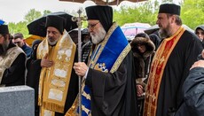 Metr. Saba Addresses Debate Over Clerical Attire